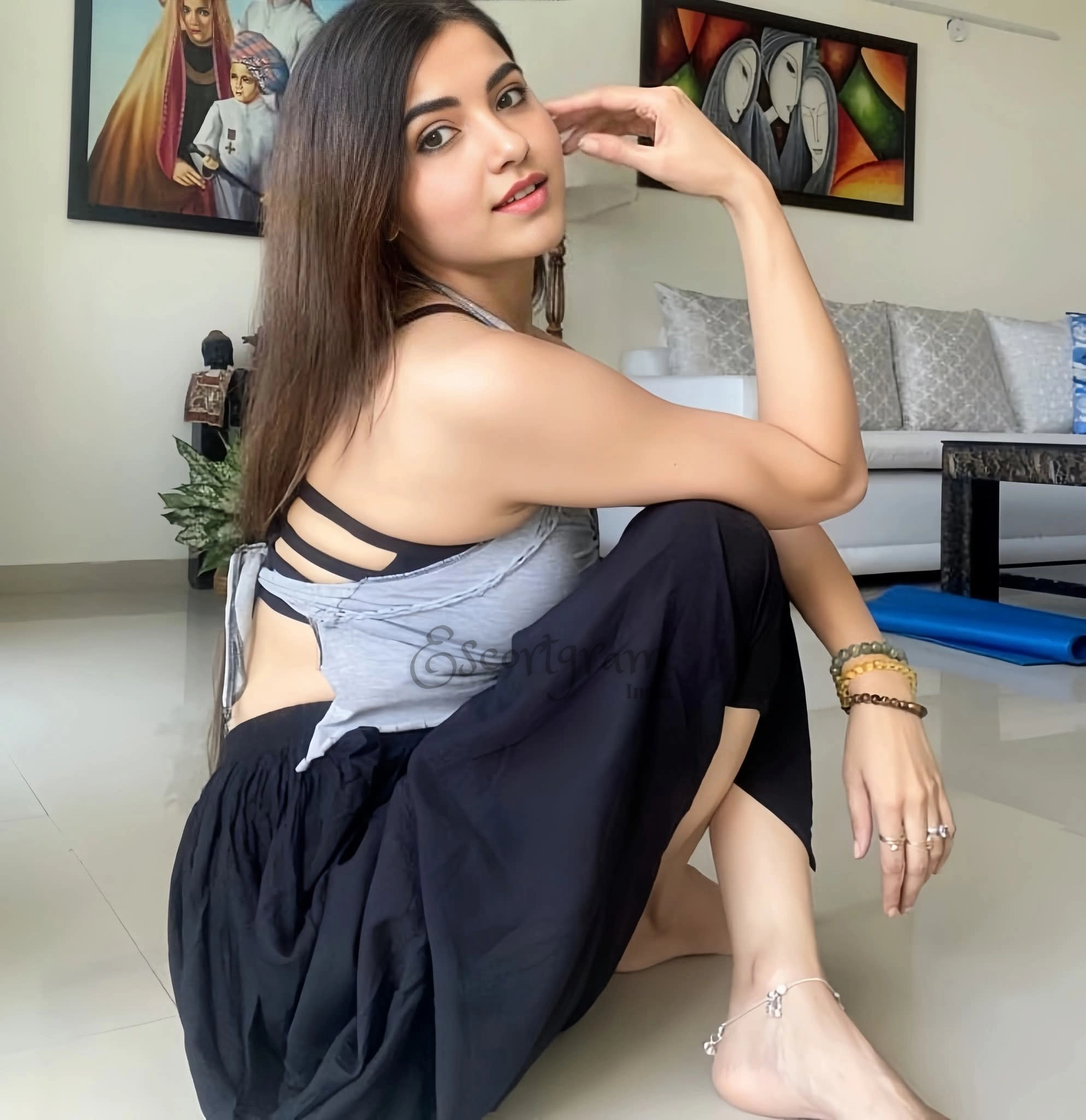 Call Girl Hyderabad Shreya