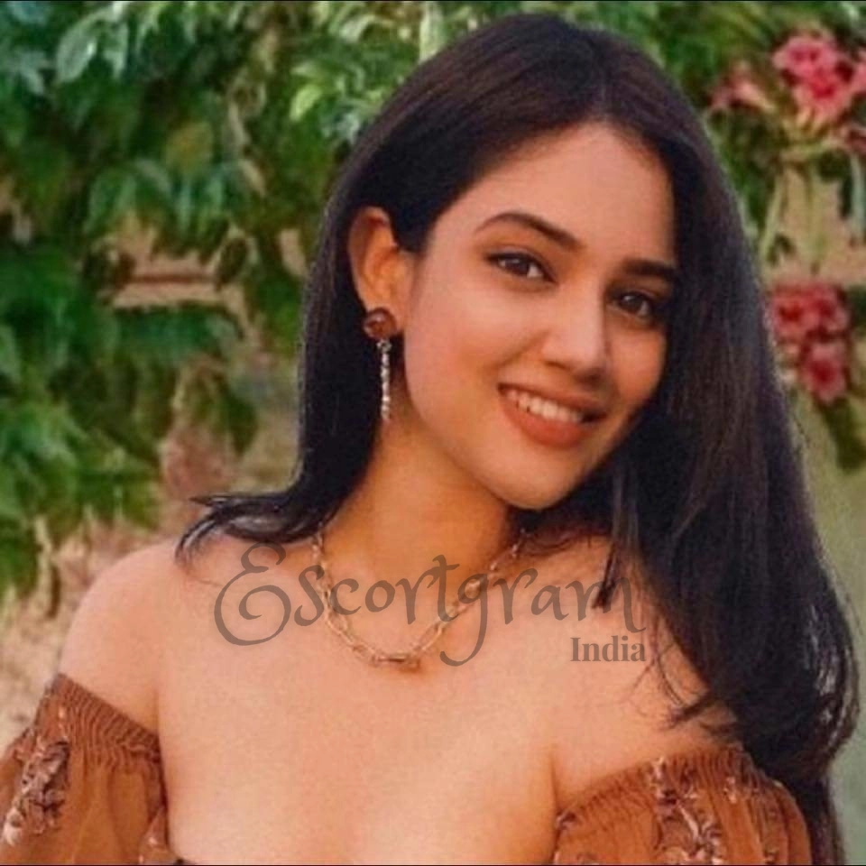 Call Girl Hyderabad - Kavya