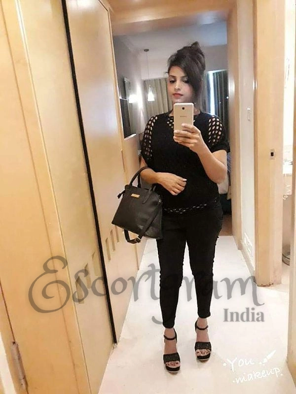 Call Girl Hyderabad - Komal Sigh