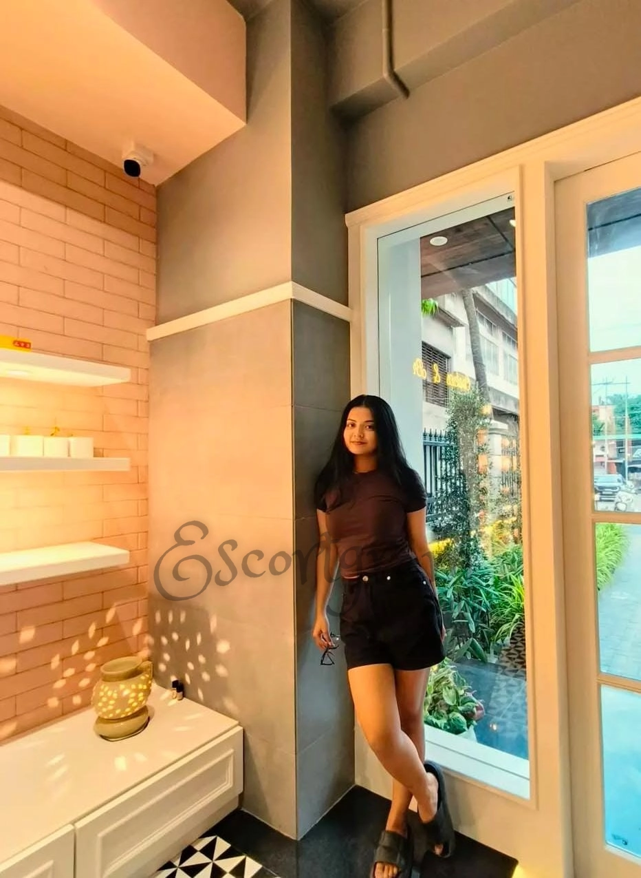 Call Girl Hyderabad Riya