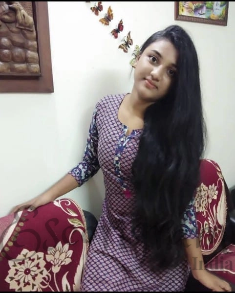 Call Girl Hyderabad - Riya Sharma